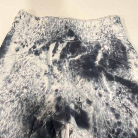 LULULEMON Warm Down Jogger - Picture 3 of 4